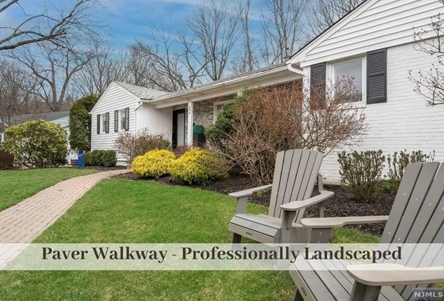 684 Howard Rd, Ridgewood, NJ 07450
