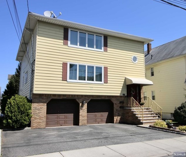 251 Wallington Ave, Wallington, NJ 07057