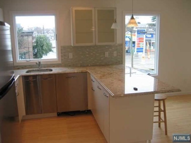 48 Locust Ave, Wallington, NJ 07057