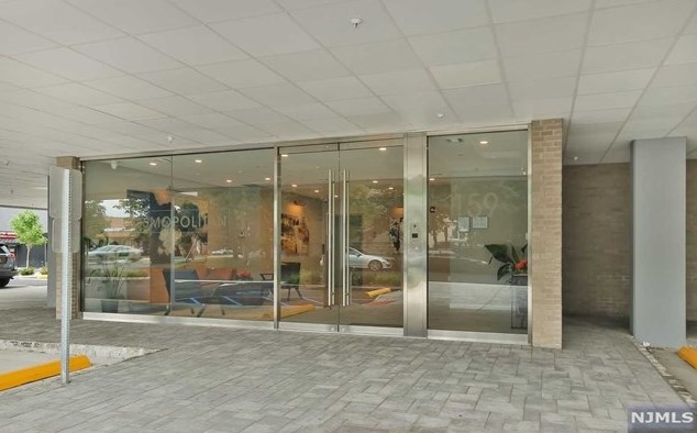 159 Cedar St #401, West Fort Lee, NJ 07024