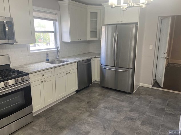 8 Elm St, Rutherford, NJ 07070
