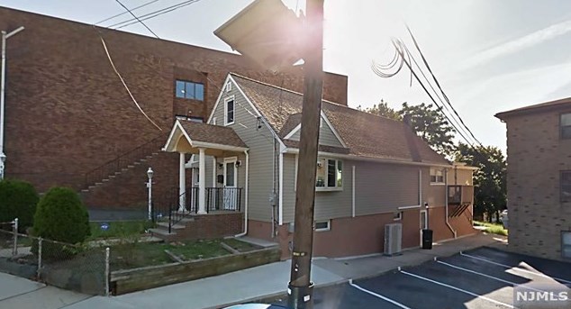 51 Bergen Blvd, Fairview, NJ 07022