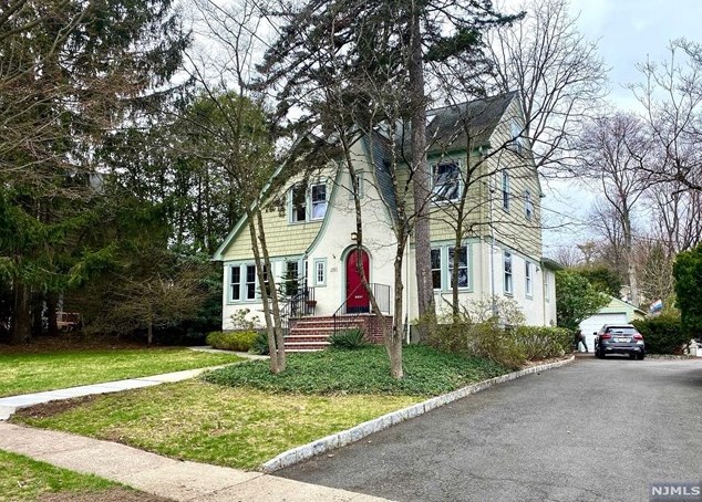 250 Hope St, Ridgewood, NJ 07450