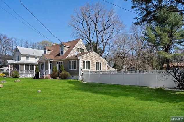 280 Livingston St, Norwood, NJ 07648