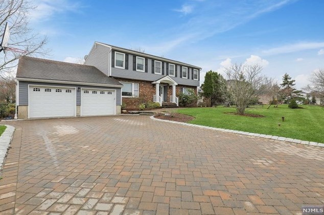 75 N Colonial Dr, Harrington Park, NJ 07640