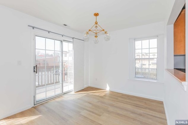 1430 Westgate Dr, West Fort Lee NJ  07024-2170 exterior