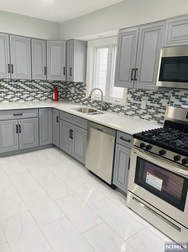 549 Anderson Ave, Wood-Ridge, NJ 07075