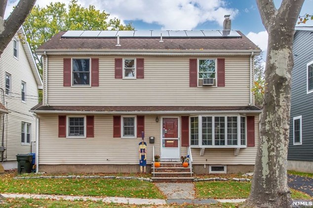 16 Morse Ave, Rutherford NJ  07070-1229 exterior
