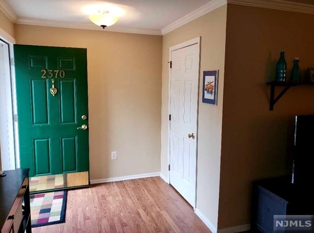2370 Phillip Ct, Mahwah, NJ 07430