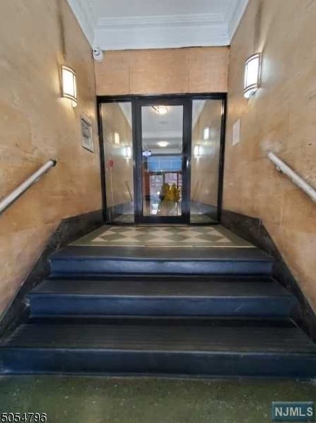 270 Harrison Ave, Jersey City, NJ 07304