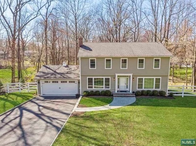 116 Millbrook Cir, Norwood, NJ 07648