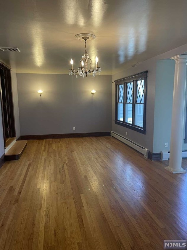 329 Stillwell Pl, Ridgewood, NJ 07450