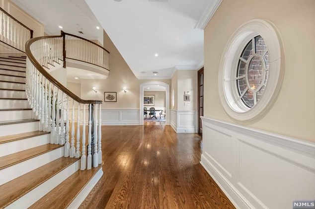 159 Buckingham Rd, Tenafly, NJ 07670-3103