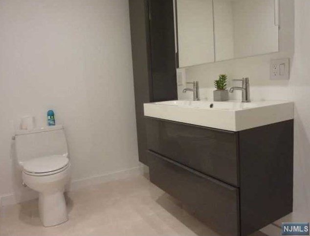 43 Mercer St, Jersey City, NJ 07302