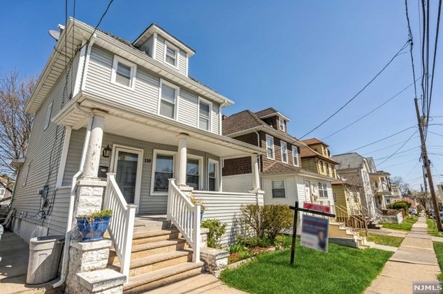 110 1st St, Clifton, NJ 07011-2748