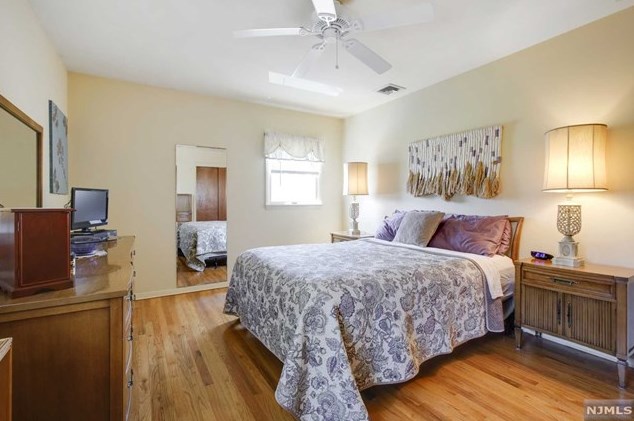 640 Dawes Hwy, Pompton Falls NJ 07442-1545 exterior