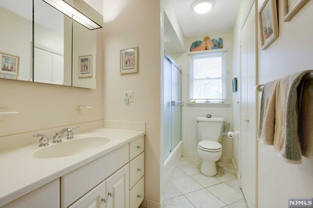 640 Dawes Hwy, Pompton Falls NJ 07442-1545 exterior