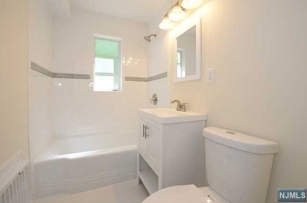 97-99 Tracey Pl #3, Englewood, NJ 07631