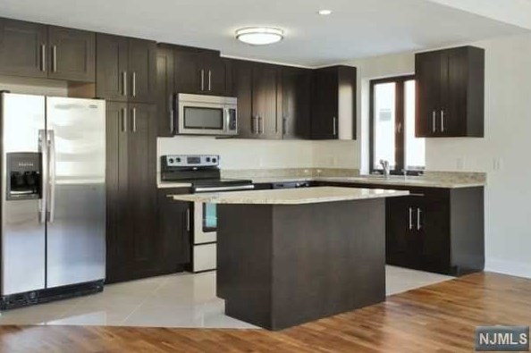29 1st St Apt 502, Hackensack, NJ 07601