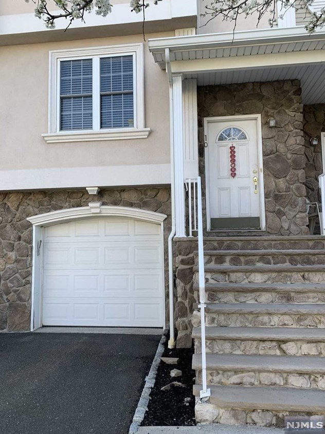 264 Midland Ave #10, Saddle Brook, NJ 07663