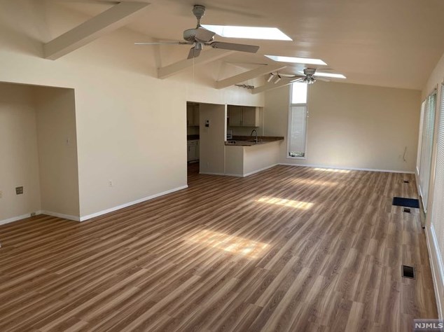 86 Dean Dr, Tenafly NJ  07670-2750 exterior