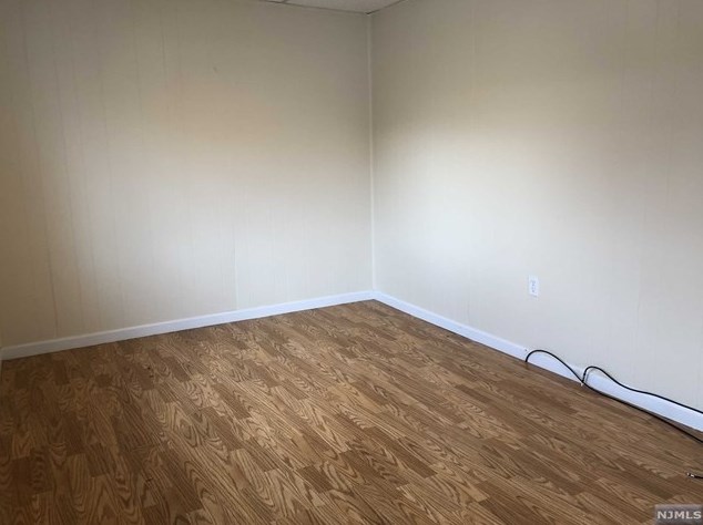 522 Ringwood Ave, Midvale NJ  07465-2316 exterior