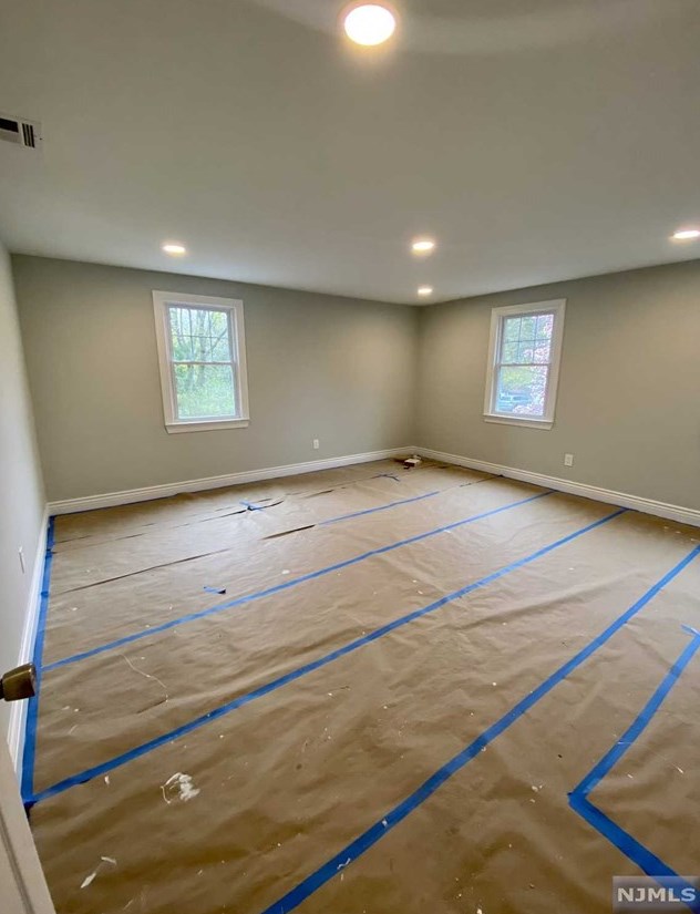 614 Charles Ct, Westwood NJ  07675-6311 exterior