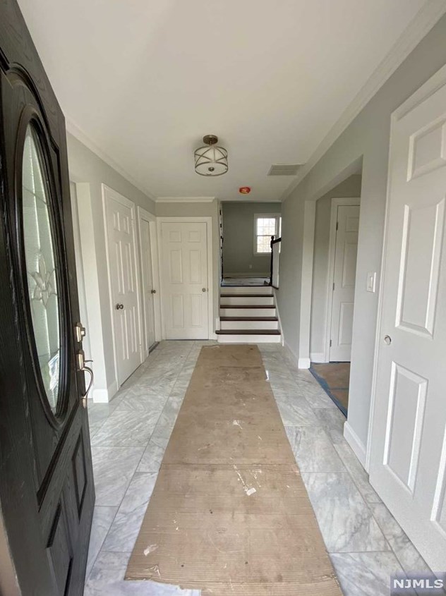 614 Charles Ct, Westwood NJ  07675-6311 exterior