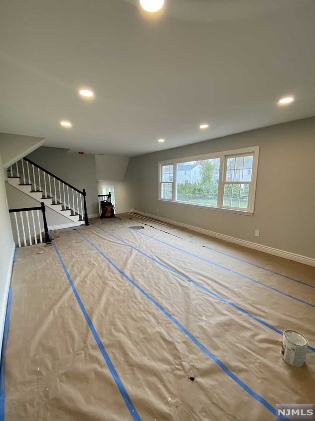 614 Charles Ct, Westwood NJ  07675-6311 exterior