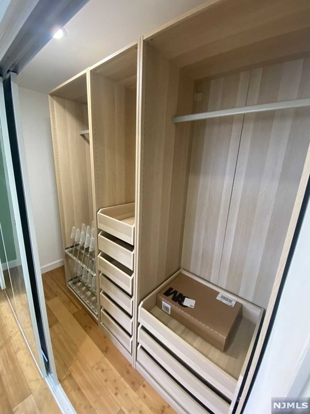 165 Page Ave, Lyndhurst NJ  07071-2612 exterior