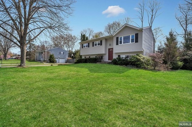 600 E Baldwin St, Hackettstown, NJ 07840