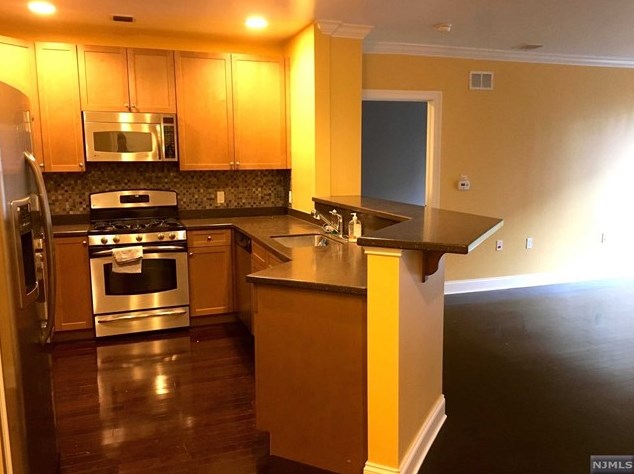 54 Polifly Rd #108, Hackensack, NJ 07601
