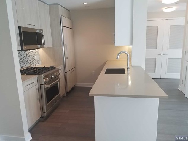 1200 Ave At Port Imperial #519, Union City, NJ 07086