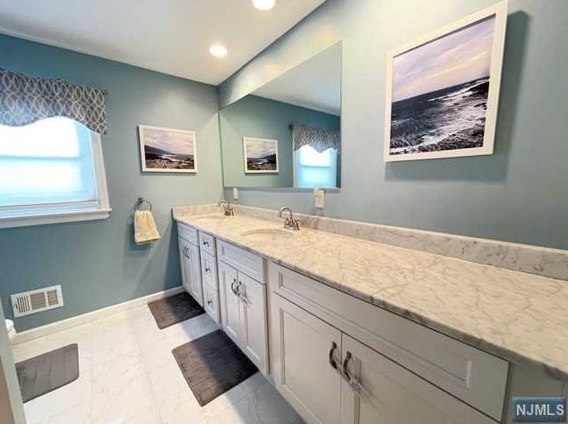 180 Passaic Ave, Rutherford NJ  07070-1937 exterior