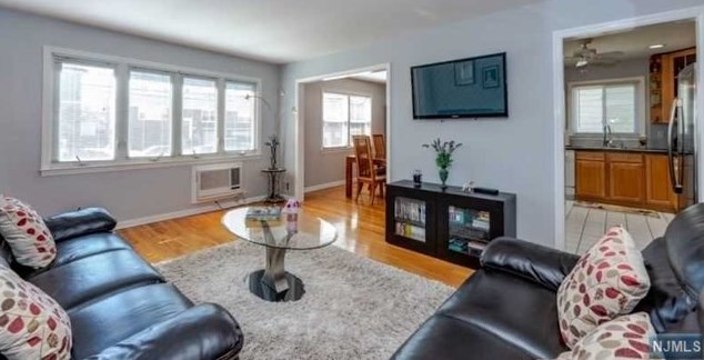 887 Hobson St, Union Center NJ  07083-6814 exterior