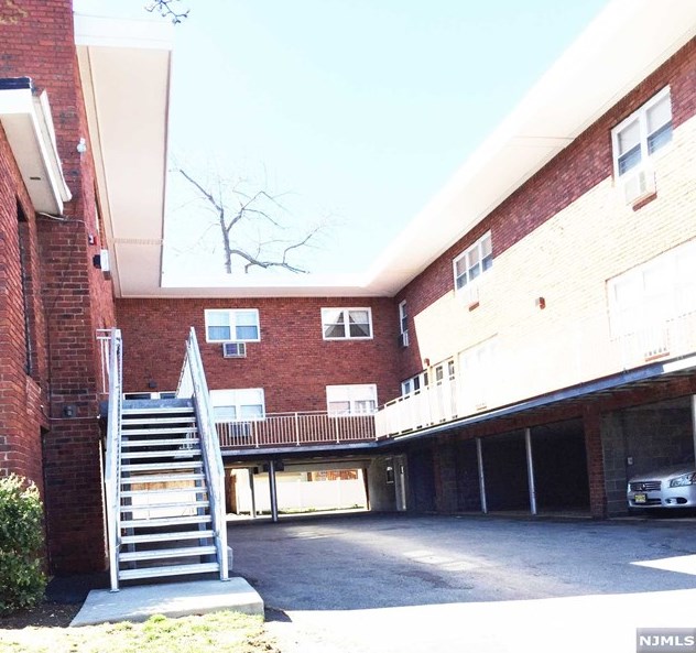 72 E Main St #7, Bogota, NJ 07603