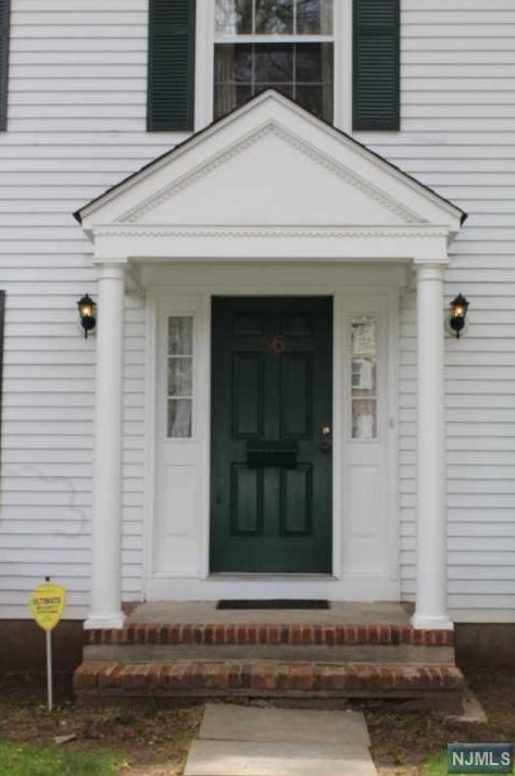 56 Hawthorne Pl, Montclair, NJ 07042