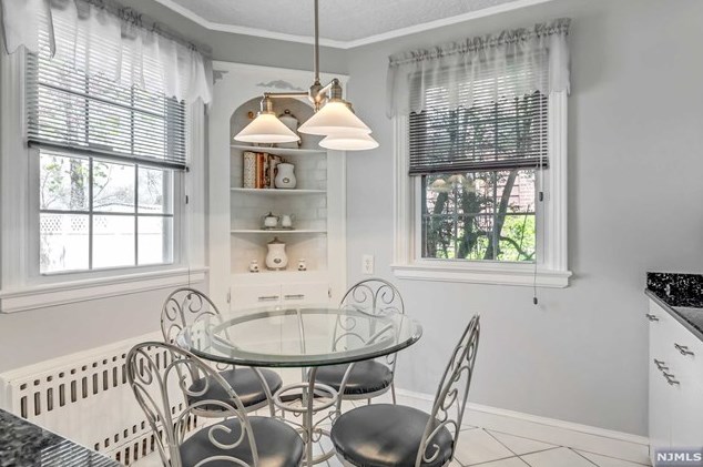 84 Raymond Ave, Rutherford NJ  07070-1134 exterior