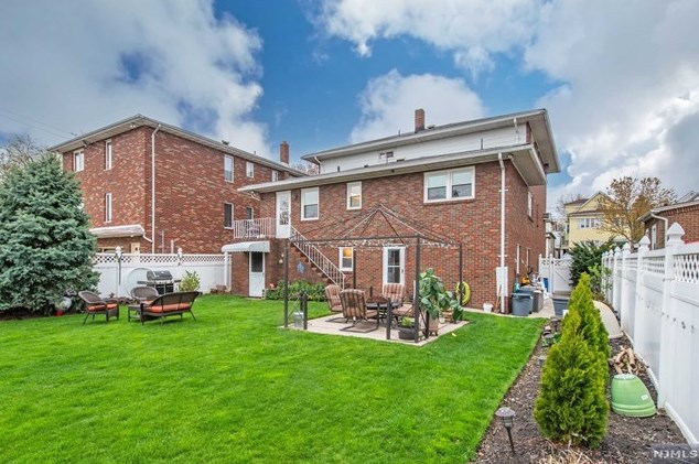 128 Belmont Ave, Outwater, NJ 07026