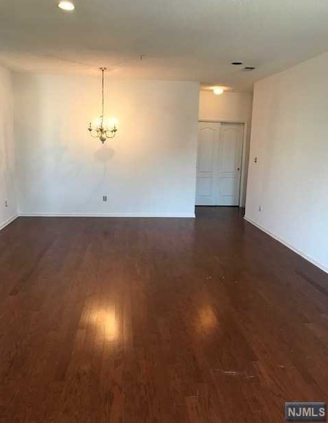 1123 Brittany Dr, Wayne, NJ 07470