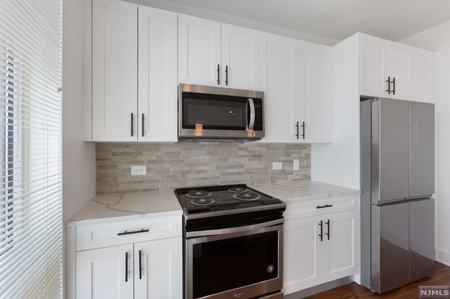 77 Ridge Rd #311, North Arlington, NJ 07031
