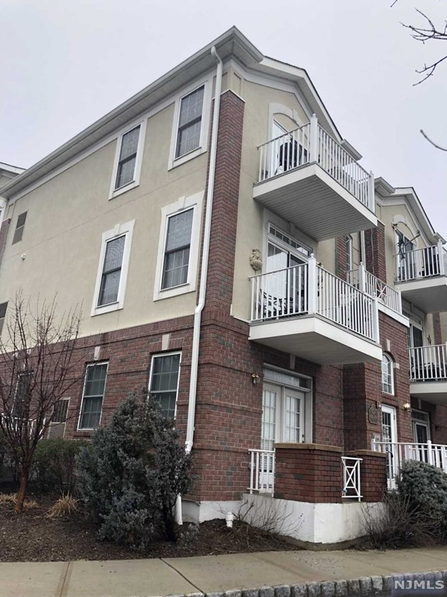 7706 Marine Rd #101, North Bergen, NJ 07047