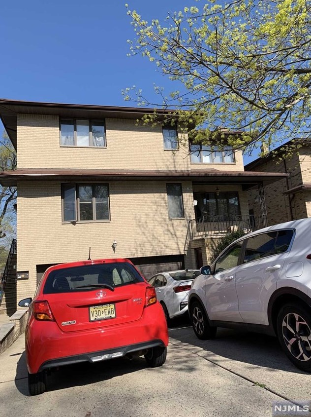 519 Broad Ave, Palisades Park, NJ 07650