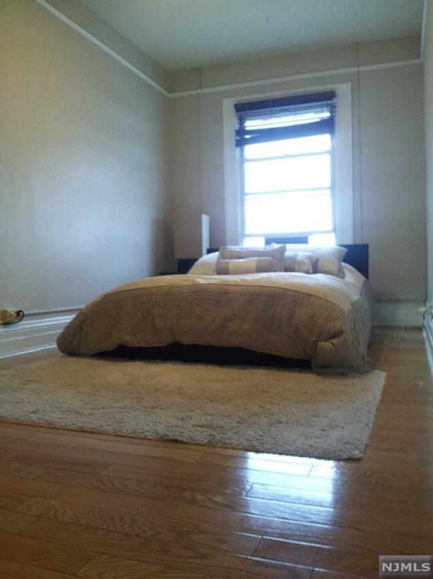 44 E Palisade Ave #3, Englewood, NJ 07631