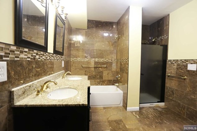 93 Haledon Ave, Paterson NJ 07522-1242 exterior