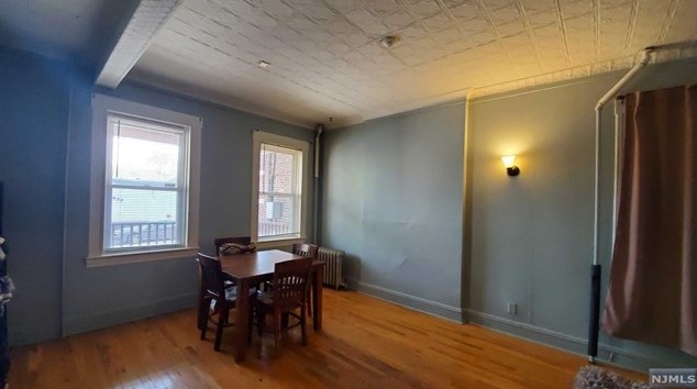 552 Valley Brook Ave #1, Lyndhurst, NJ 07071