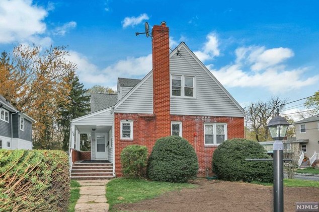 214 Central Ave, Englewood, NJ 07631