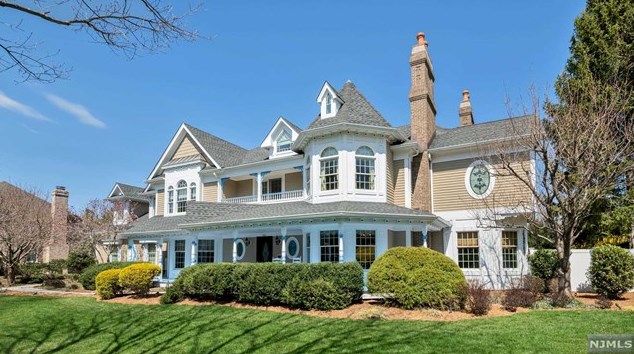 506 Crankshaw Pl, Wyckoff, NJ 07481-1017
