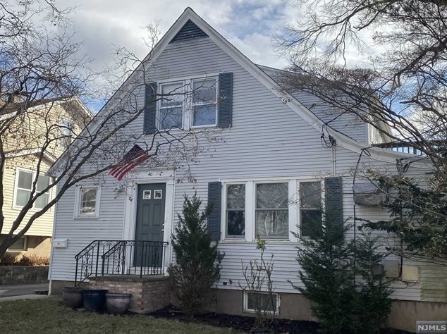 40 N 17th St #1, Paterson, NJ 07508