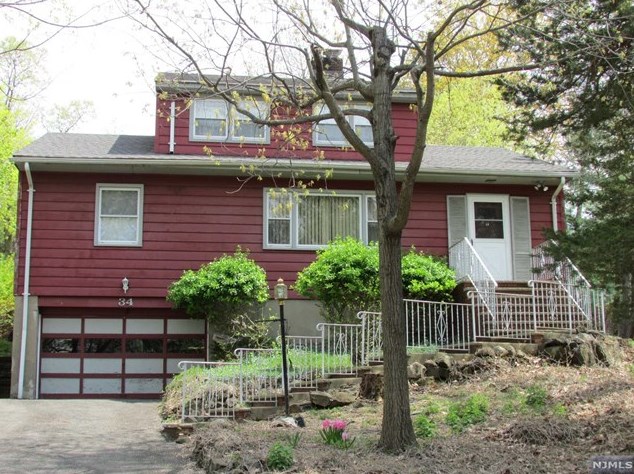 36 Forest Ter, Wayne, NJ 07470-4309